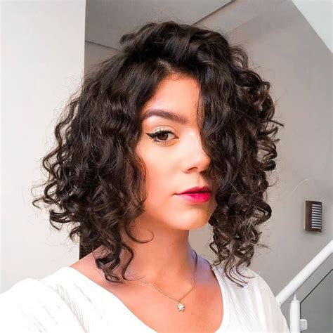 chanel em cabelo ondulado|Chanel de bico: 50 tipos para inspirar seu próximo .